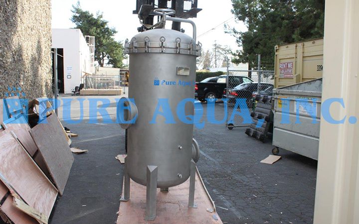 Stainless Steel Cartridge Filter Housing 2,000,000 GPD - Saudi Arabia